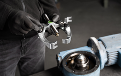 Kukko 2‑Jaw Tab Puller with Oscillating Reversible Jaws – 201‑1
