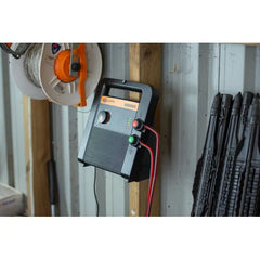 Gallagher B100 Battery Fence Energizer – Portable Electric Fence Charger – G390414