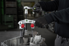 Kukko 2‑Jaw Universal Puller with Quick‑Adjust Narrow Jaws – 30‑10+S