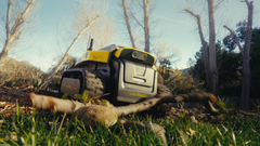 Yarbo Core – Robotic Power Base for Modular Lawn, Snow & Leaf Work System