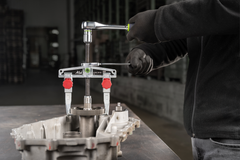 Kukko 2-Jaw Universal Puller with Quick-Adjust Jaws – 20-1+