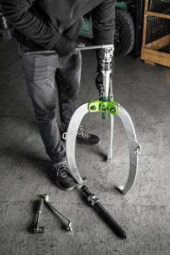 Kukko 4‑Jaw Universal Puller with Self‑Centering Jaws – 45‑8