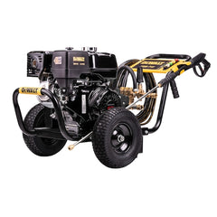 DEWALT Gas Pressure Washer 4200 PSI 4.0 GPM Honda Engine AAA Triplex Pump – 60446