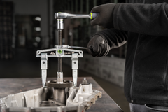 Kukko 2-Jaw Universal Puller, Up to 250 mm Spread, 250 mm Reach with Extended Jaws - 20-3-25