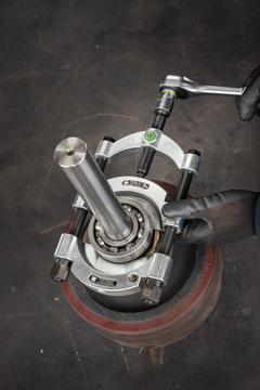 Kukko Separator Set with Quick-Clamp Spindle for 22–115 mm Bearings – 17-B