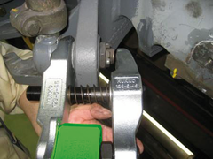 Kukko Ball Joint & Tie Rod Puller with Hydraulic Lift – 129‑5‑50‑H10