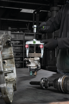 Kukko 2-Jaw Universal Puller with Quick-Adjust Jaws – 20-2+