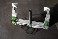 Kukko 2-Jaw Universal Puller with Quick-Adjustable Jaws – 20-30X
